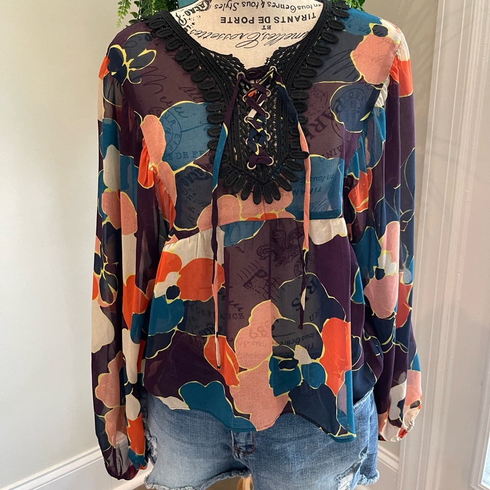 BCBGeneration size medium purple and turquoise flower blouse NWT$98